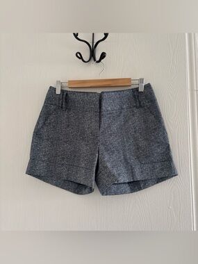 Express Gray Textured Shorts Size 8 NWOT Stretch Cotton